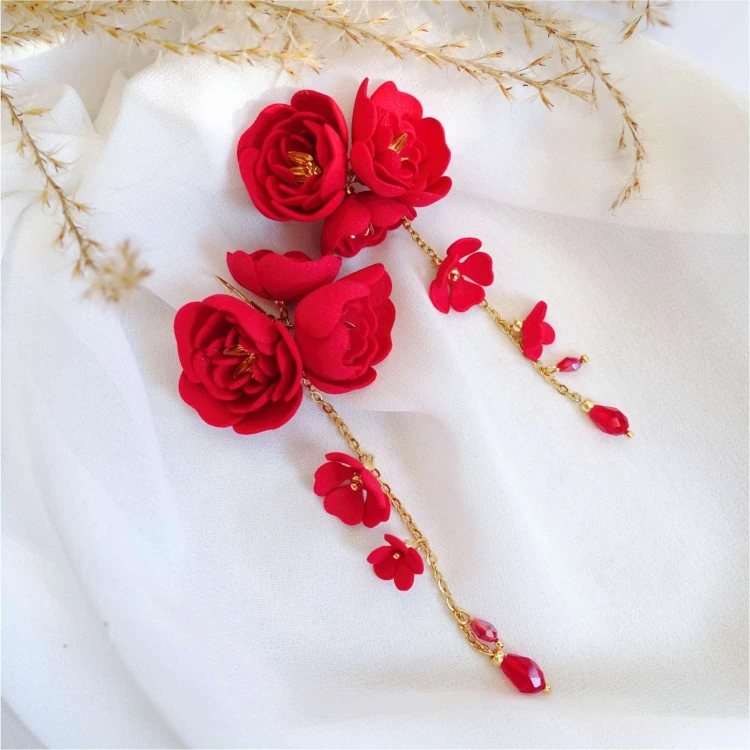 855 Red Gardenia czerwone kolczyki kwiaty (06).jpg