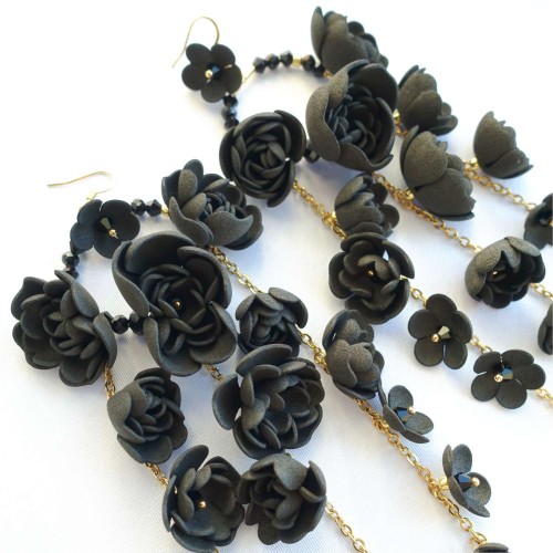 860 Black New Gardenia czarne kolczyki kwiaty ANUI (2).jpg